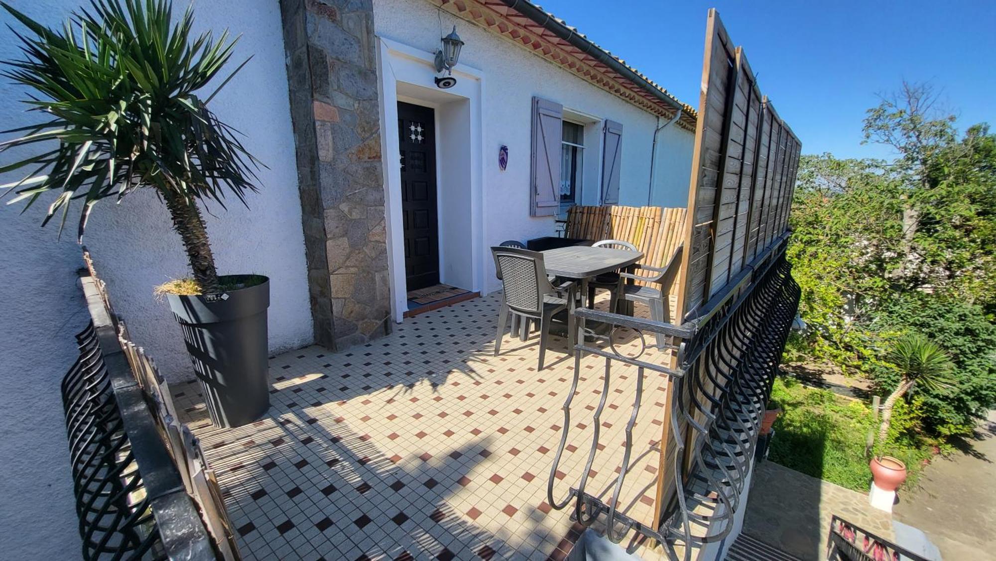 Bel Appartement Vinassan Extérieur photo