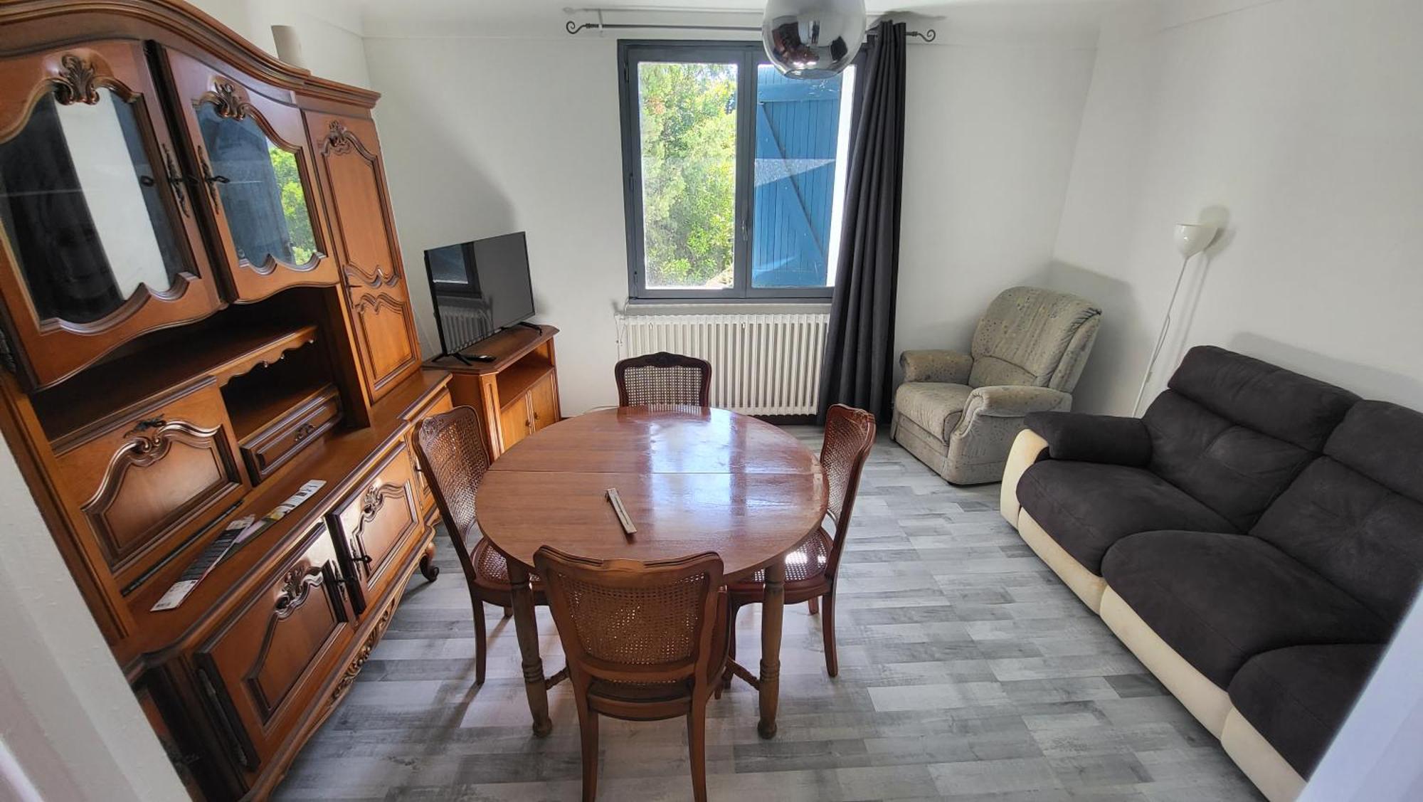 Bel Appartement Vinassan Extérieur photo